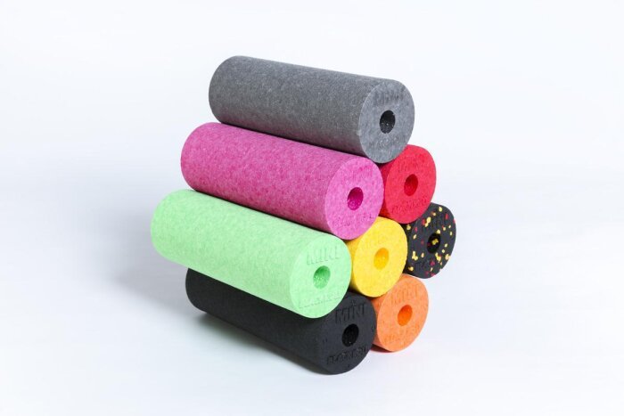 BLACKROLL® Mini das Original Selbstmassagerolle farbig inkl. kostenloser App Azur