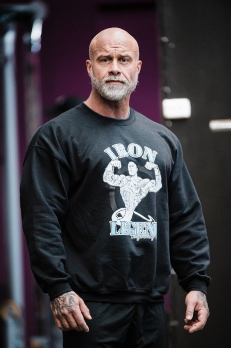 Sweater fitness discount